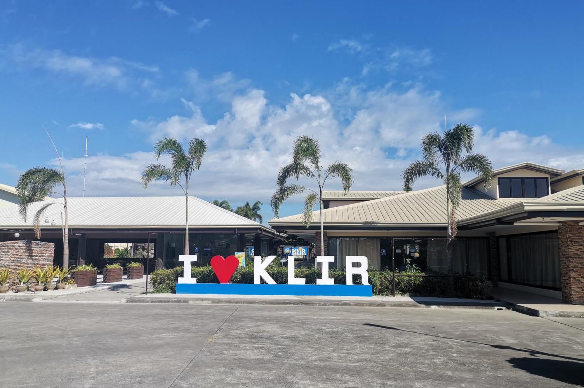 Klir Waterpark Resort And Hotels Guiguinto Exterior photo